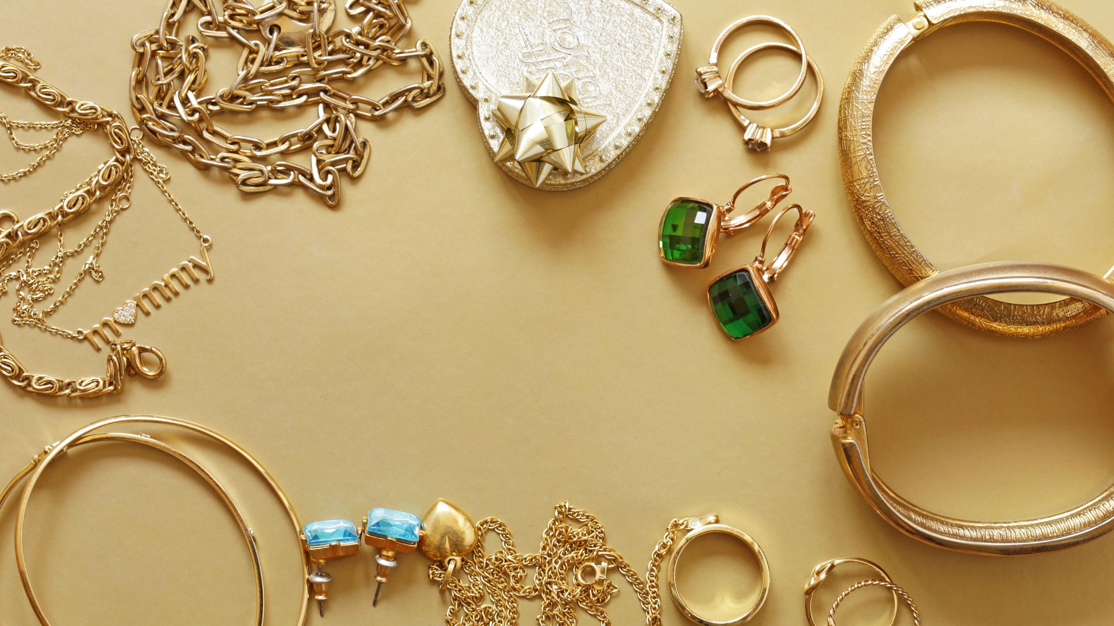 How To Photograph Jewelry Jewelry Photography Tips How To Photograph Jewelry Jewelry Photography Tips